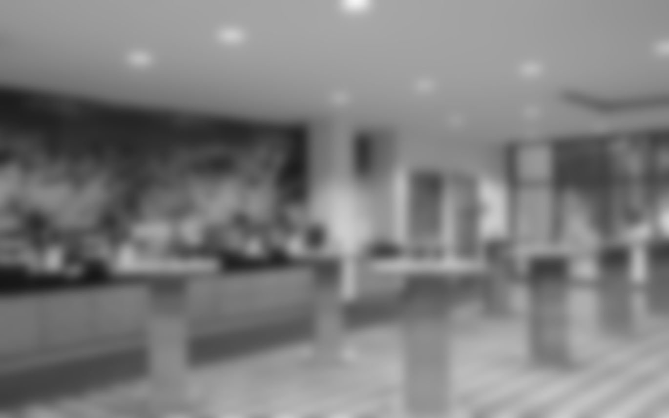 Foyer der Tagungsräumen mit Pistenblick